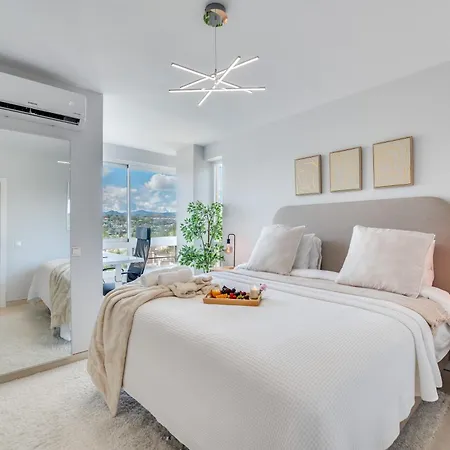 Newly Renovated Sunlit 3bdrm With Stunning Views * Marbella