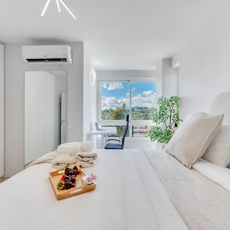 Newly Renovated Sunlit 3bdrm With Stunning Views Apartment Marbella